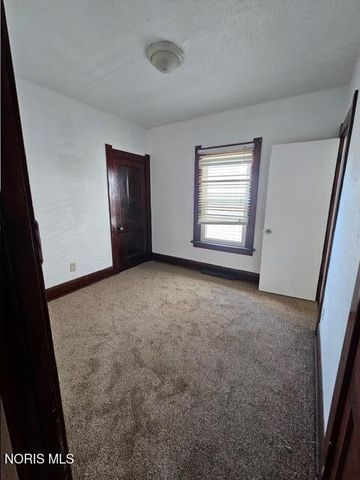 2629 Massillon Street, Toledo, OH 43605
