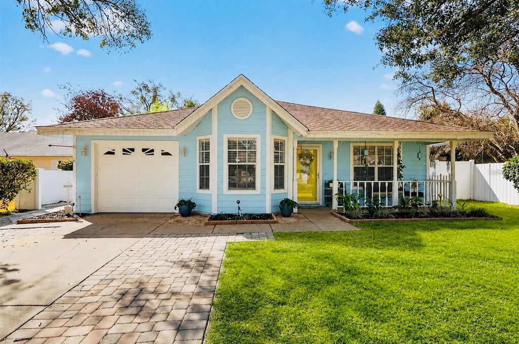 1580 DORSET DRIVE, Mount Dora, FL 32757