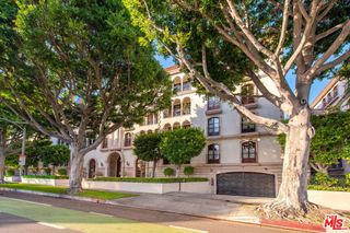 9249 Burton Way 301, Beverly Hills, CA 90210