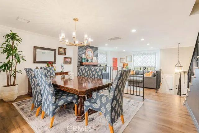 18100 Burbank 26, Tarzana, CA 91356