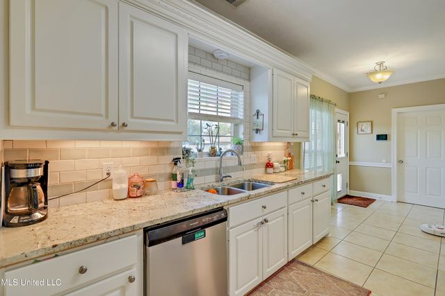705 Prominence Drive, Flowood, MS 39232