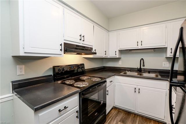 2707 Azalea Garden Rd Apt C4, Norfolk, VA 23513