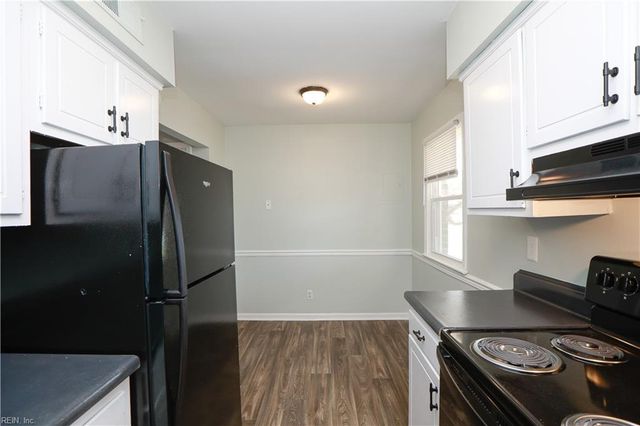 2707 Azalea Garden Rd Apt C4, Norfolk, VA 23513