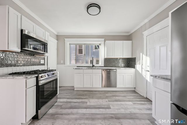 612 Chase Avenue, Waterbury, CT 06704