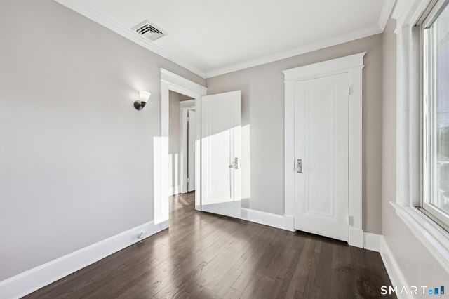 612 Chase Avenue, Waterbury, CT 06704