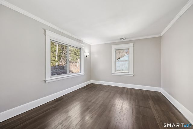 612 Chase Avenue, Waterbury, CT 06704