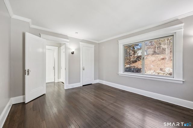 612 Chase Avenue, Waterbury, CT 06704