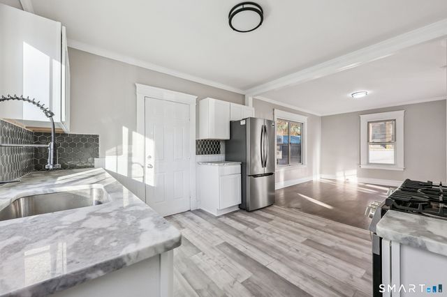 612 Chase Avenue, Waterbury, CT 06704