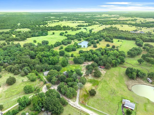 580 Vz County Road 3518, Wills Point, TX 75169