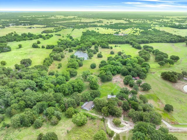 580 Vz County Road 3518, Wills Point, TX 75169