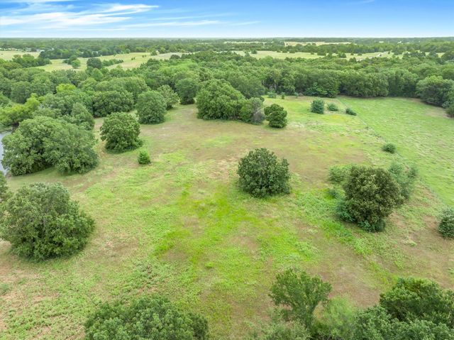 580 Vz County Road 3518, Wills Point, TX 75169