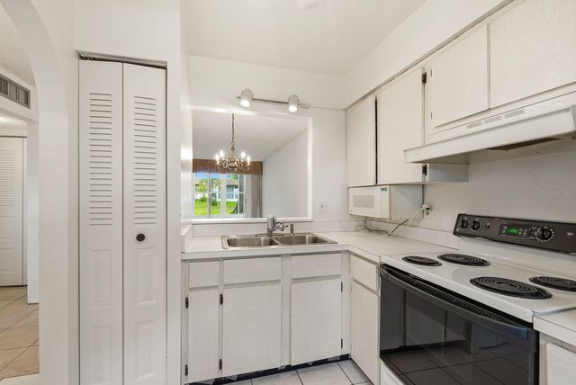 3127 MISSION GROVE DRIVE 3127, Palm Harbor, FL 34684
