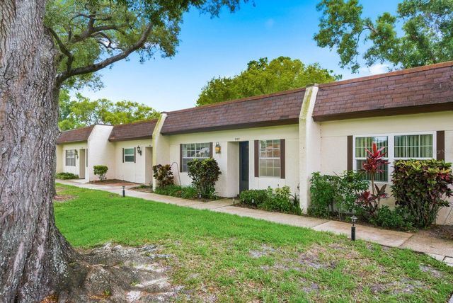 3127 MISSION GROVE DRIVE 3127, Palm Harbor, FL 34684