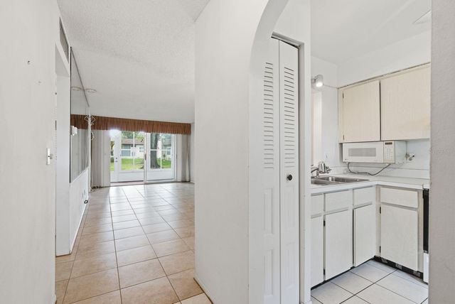 3127 MISSION GROVE DRIVE 3127, Palm Harbor, FL 34684