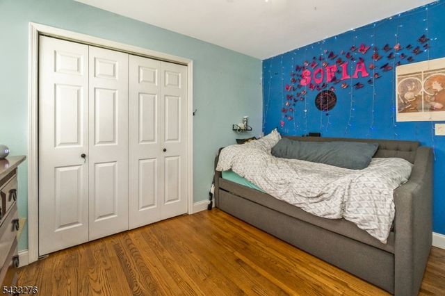 50 Buckley Hill Dr, Lopatcong Twp., NJ 08865