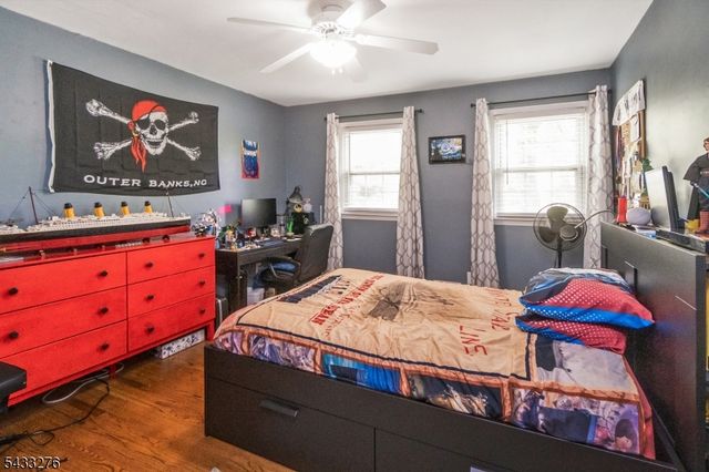50 Buckley Hill Dr, Lopatcong Twp., NJ 08865