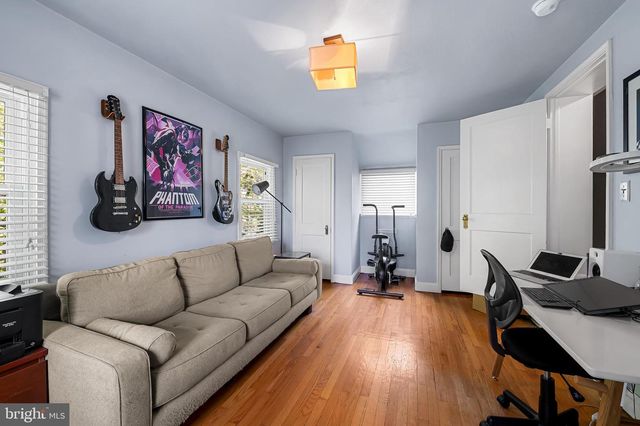808 OLMSTEAD RD, Baltimore, MD 21208