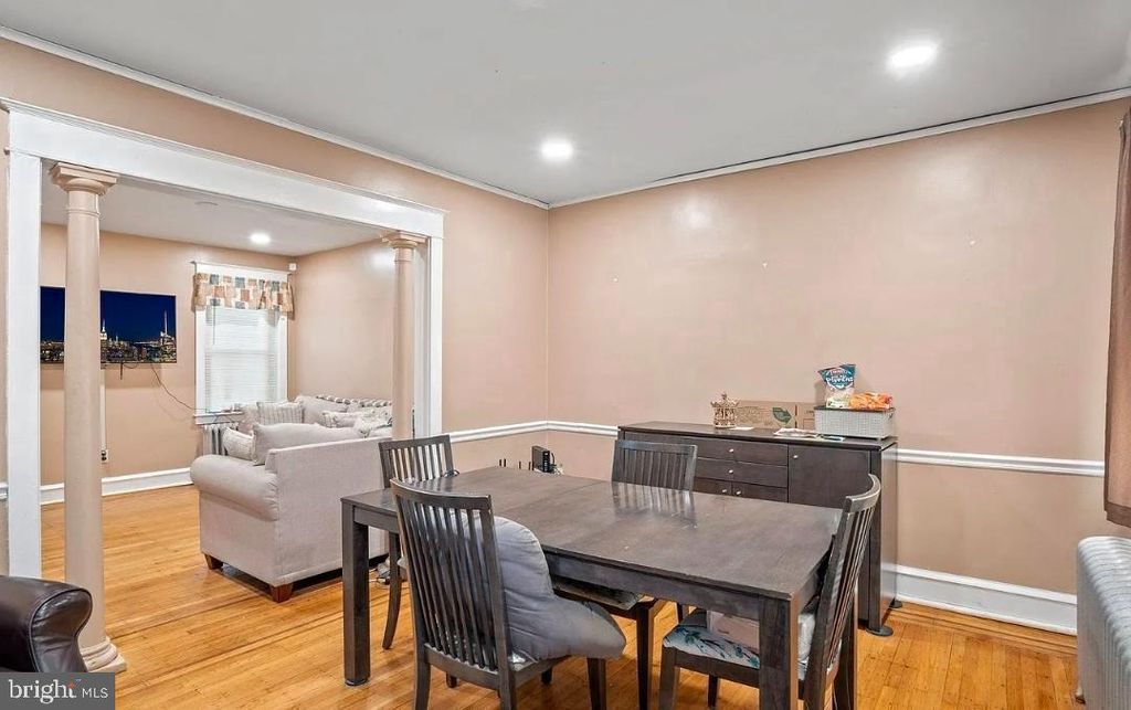 Image 16 of property listing at 85 BRIDGE ST, Drexel Hill, PA 19026