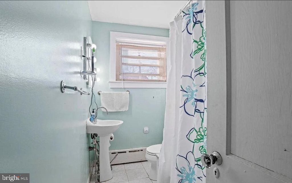 Image 5 of property listing at 85 BRIDGE ST, Drexel Hill, PA 19026