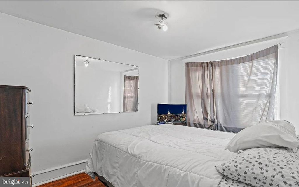 Image 9 of property listing at 85 BRIDGE ST, Drexel Hill, PA 19026