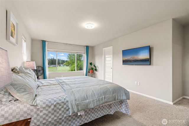 1304 32nd Street NW, Puyallup, WA 98371