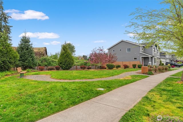 1304 32nd Street NW, Puyallup, WA 98371