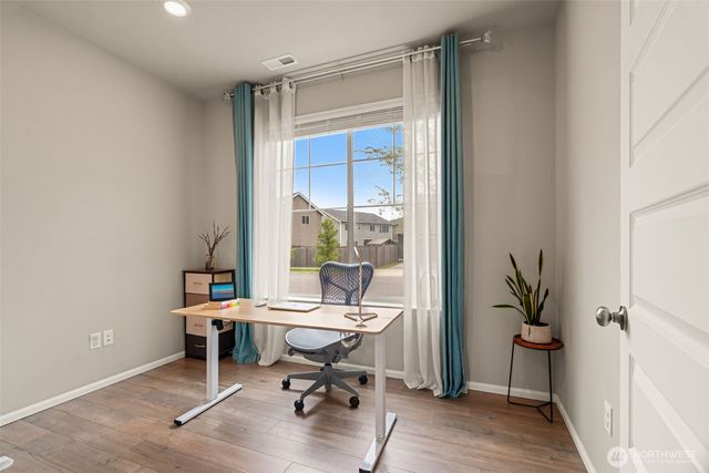 1304 32nd Street NW, Puyallup, WA 98371