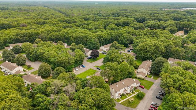 30 Jefferson, Yaphank, NY 11980