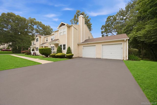30 Jefferson, Yaphank, NY 11980