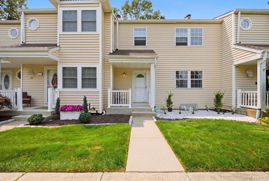 30 Jefferson, Yaphank, NY 11980