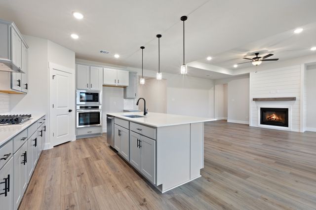 215 Briarwood Drive, Nevada, TX 75173