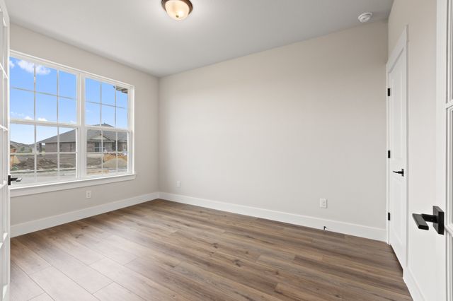 215 Briarwood Drive, Nevada, TX 75173