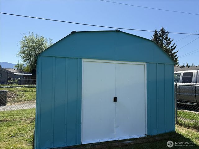 910 W 16th Street, Port Angeles, WA 98363