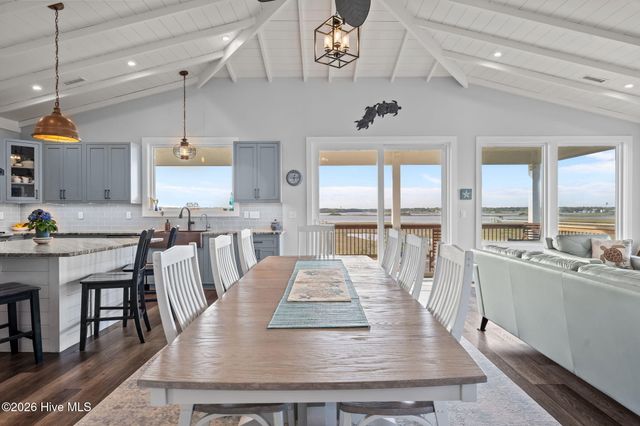 1207 S Topsail Drive, Surf City, NC 28445