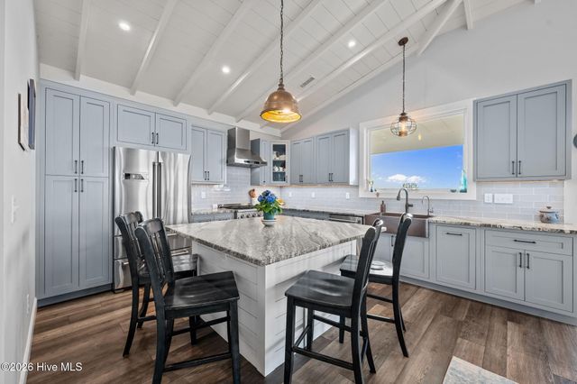 1207 S Topsail Drive, Surf City, NC 28445