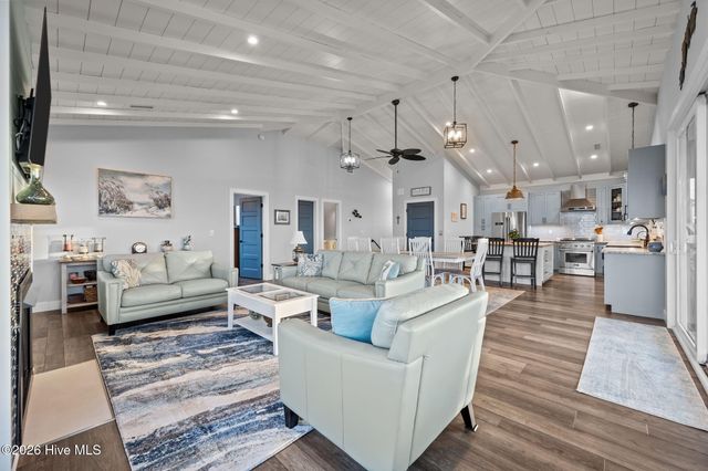 1207 S Topsail Drive, Surf City, NC 28445