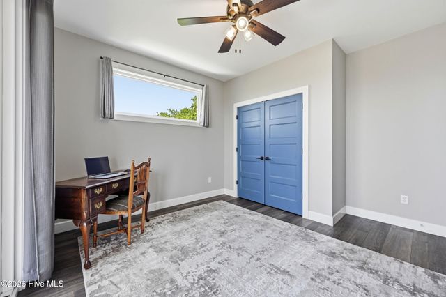 1207 S Topsail Drive, Surf City, NC 28445