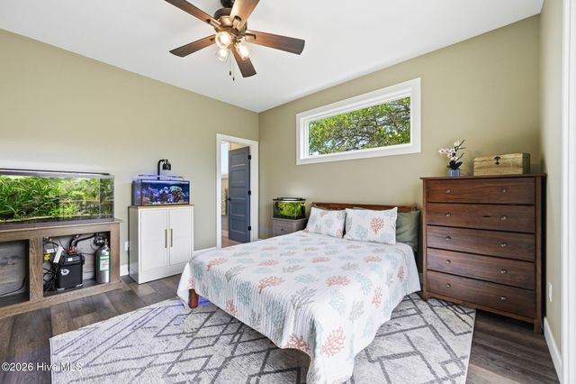1207 S Topsail Drive, Surf City, NC 28445