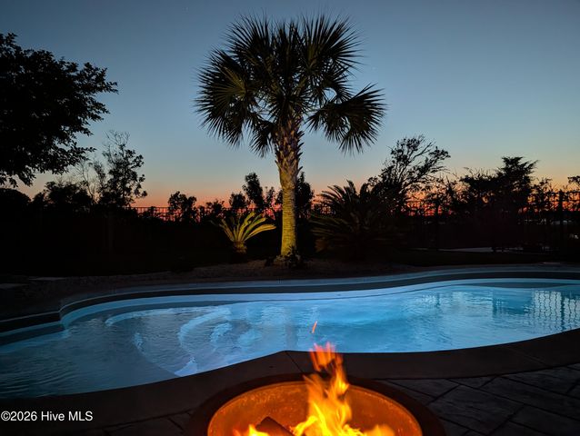 1207 S Topsail Drive, Surf City, NC 28445
