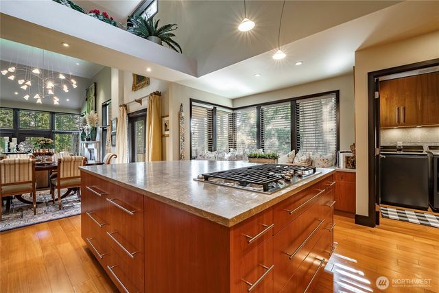 5660 Sanderling Way, Blaine, WA 98230