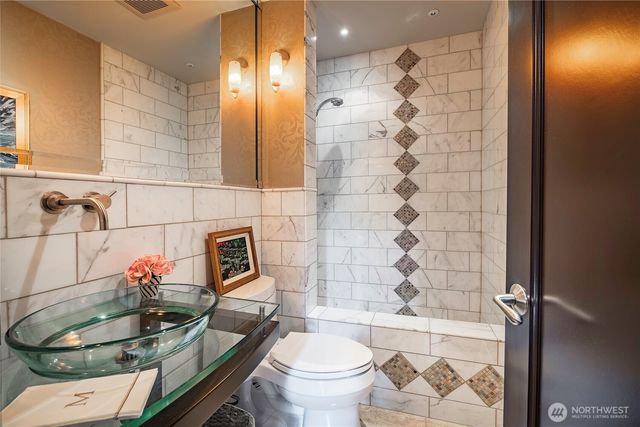 5660 Sanderling Way, Blaine, WA 98230