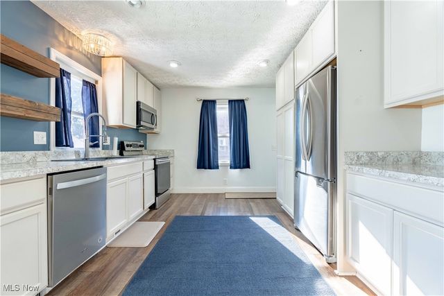 37 Ansel Avenue, Akron, OH 44312