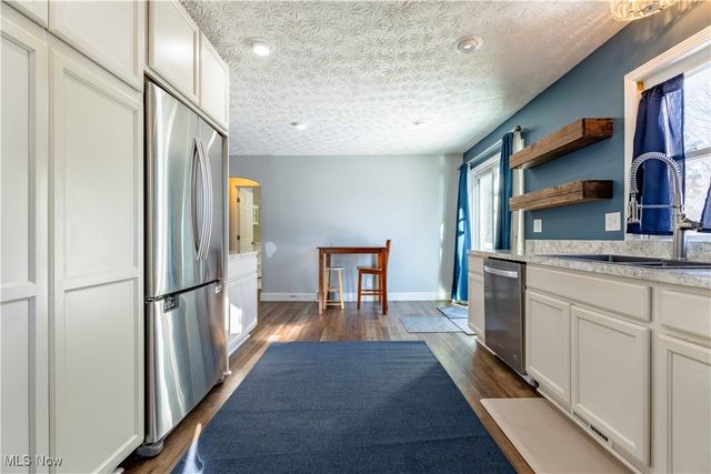 37 Ansel Avenue, Akron, OH 44312