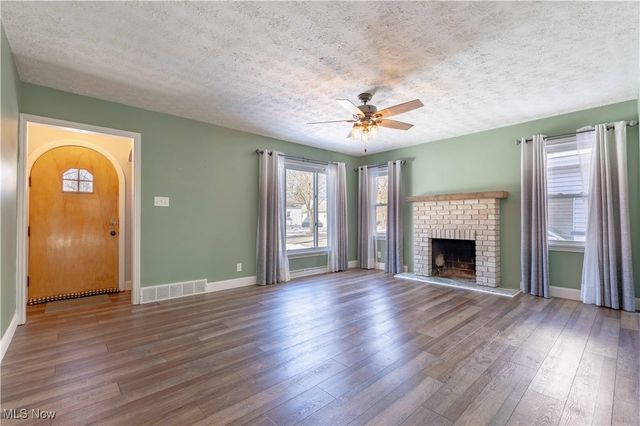 37 Ansel Avenue, Akron, OH 44312