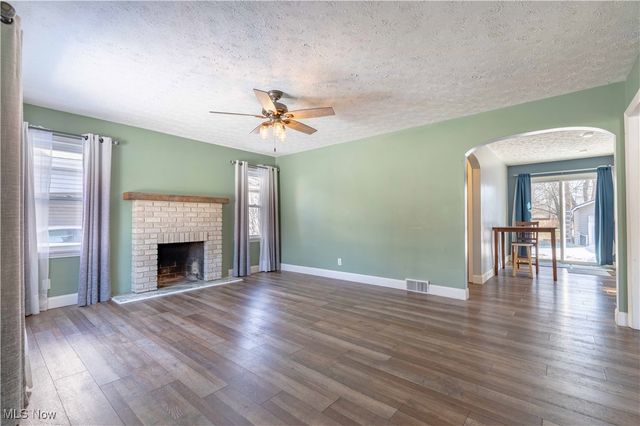 37 Ansel Avenue, Akron, OH 44312