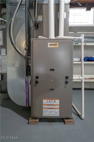 37 Ansel Avenue, Akron, OH 44312