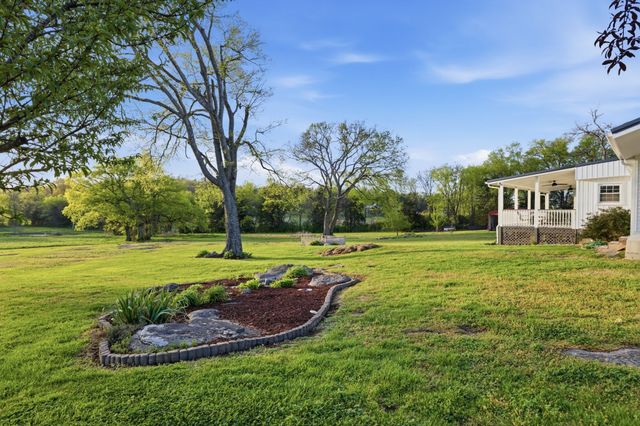 560 Himesville Road, Shelbyville, TN 37160