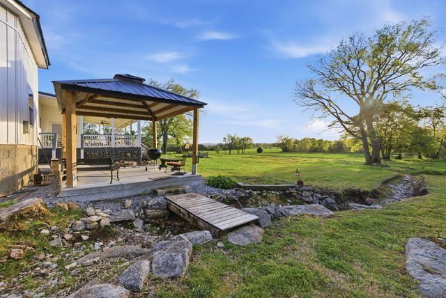 560 Himesville Road, Shelbyville, TN 37160