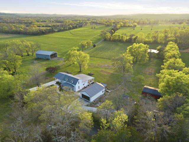 560 Himesville Road, Shelbyville, TN 37160