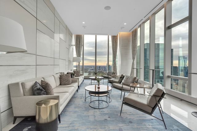 363 E Wacker Drive 1402, Chicago, IL 60601